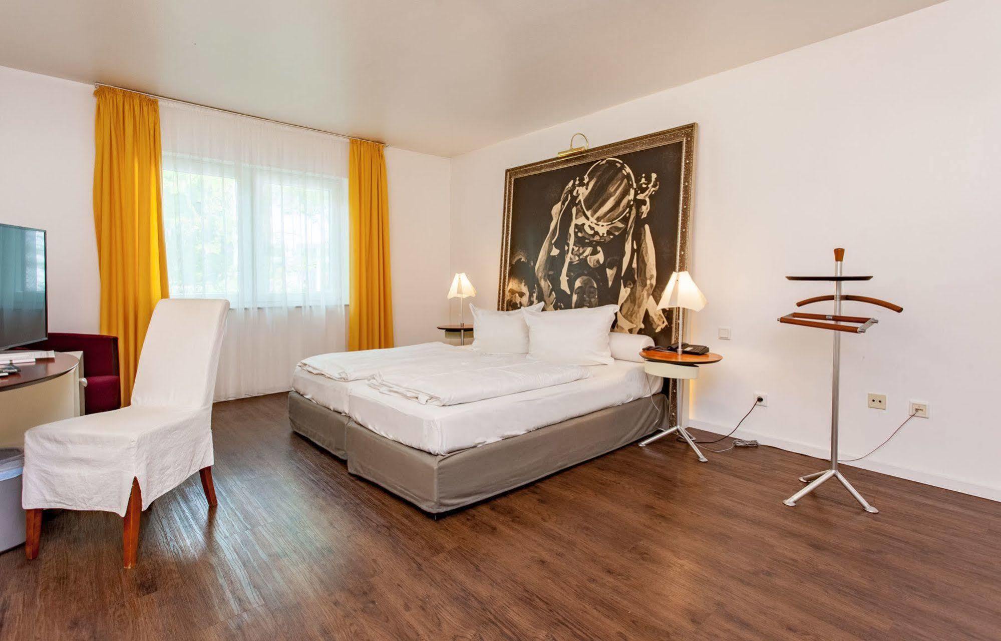 Hotel Der Lennhof Dortmund Exterior photo